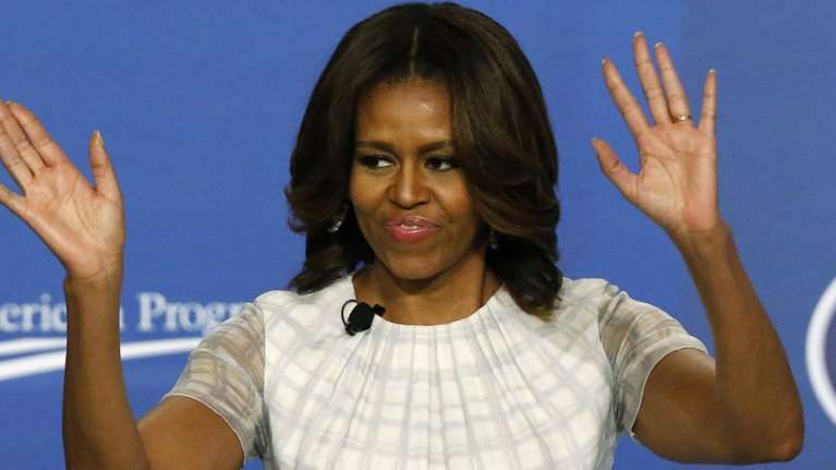 Μισέλ Ομπάμα: Ή τώρα ή ποτέ - Οι &quot;ψυχρές&quot; σχέσεις με τον Μπάιντεν και η παράσταση νίκης κόντρα στον Τραμπ