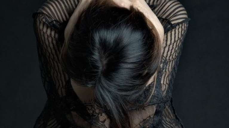 &quot;Με χτύπαγε και μου φώναζε &quot;πιες κοκαΐνη&quot;&quot;: Νέες αποκαλύψεις για τον 42χρονο μαστροπό