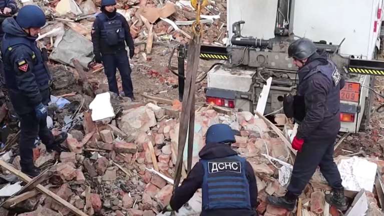 Ουκρανία: Ρωσικές επιθέσεις σε 5 σιδηροδρομικούς σταθμούς - Άγνωστος ο αριθμός θυμάτων