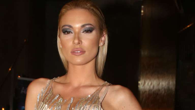 Θύμα ξυλοδαρμού η Μικαέλα Φωτιάδη - Οι φωτογραφίες με μώλωπες και η προειδοποίηση: &quot;Κανείς δεν με σακατεύει εμένα&quot;