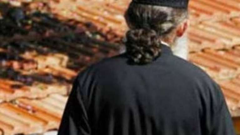 Πήλιο: Τι έγραφε η παπαδιά για την ενδοοικογενειακή βία - Οι καταγγελίες για εξωσυζυγική σχέση και η απάντηση του παπά