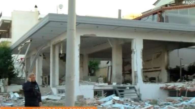 Ισχυρή έκρηξη σε ξυλουργείο στο Μενίδι - Βομβαρδισμένο τοπίο η περιοχή [βίντεο - εικόνες]