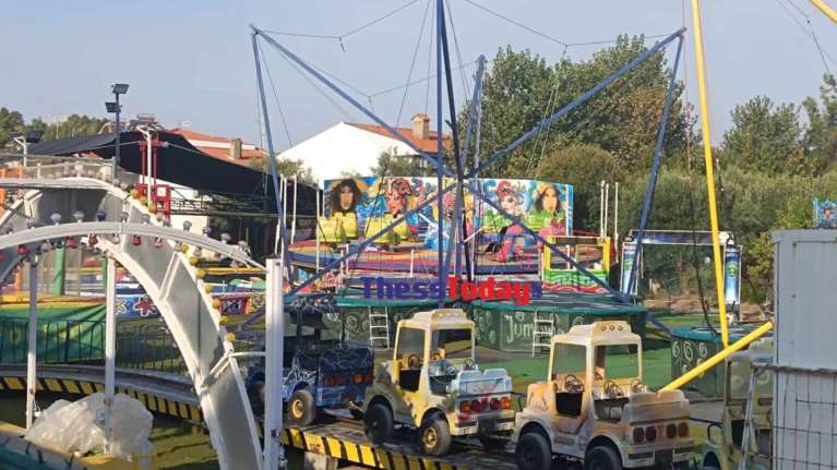 Τραγωδία στη Χαλκιδική: 19χρονος σκοτώθηκε σε λούνα παρκ στο Πευκοχώρι - Εκσφενδονίστηκε από παιχνίδι