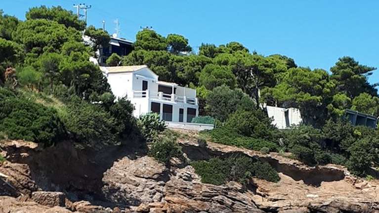 Η απάντηση Αλέξη Τσίπρα για τη βίλα στο Σούνιο- Το μισθωτήριο, το ενοίκιο 500 ευρώ και η ανακαίνιση