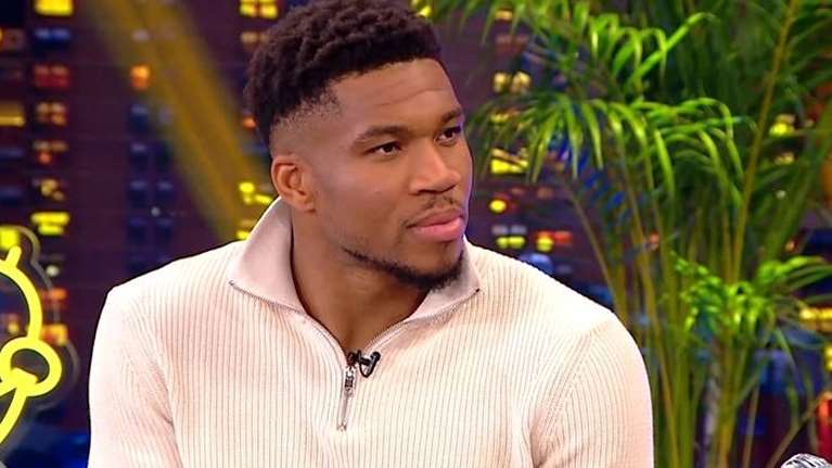 Γιάννης Αντετοκούνμπο: Η... χυλόπιτα από τη Μαράια, το άγνωστο πρόβλημα υγείας και η επιθυμία να παίξει στην Ελλάδα