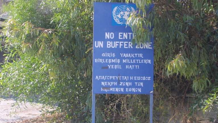 Επεισόδιο στη &quot;νεκρή ζώνη&quot;: Τουρκικό στρατιωτικό όχημα έδιωξε Ελληνοκύπριο γεωργό - Αρνητική εξέλιξη λέει ο Χριστοδουλίδης