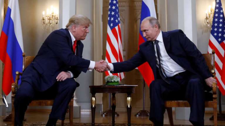 Αδιανόητη γκάφα Τραμπ: Δεν μίλησε ο ίδιος με τον Πούτιν όπως είπε, αλλά σύμβουλός του με τον Ρώσο πρόεδρο