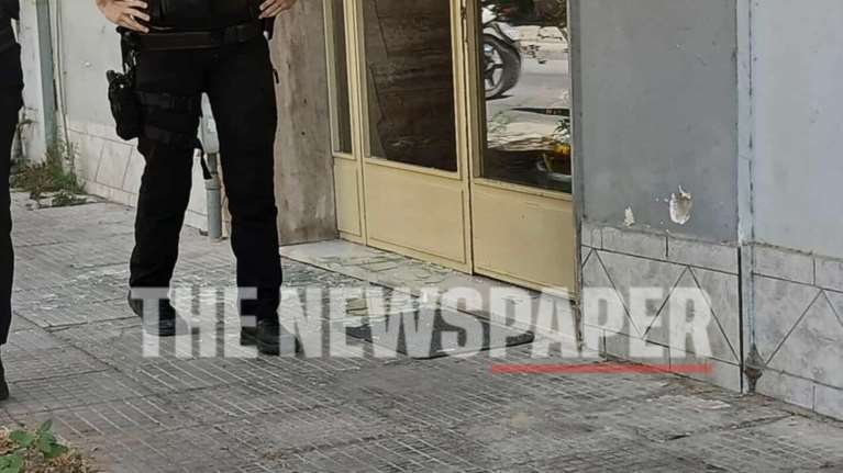 Γυναικοκτονία στον Βόλο: Σκότωσε την 36χρονη σύζυγό του και τράπηκε σε φυγή - Μητέρα 4 παιδιών το θύμα, μπροστά στο έγκλημα η μία κόρη