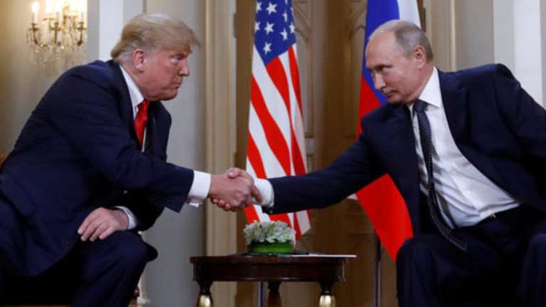 Νέα στροφή Τραμπ προς τη Ρωσία: "Πιστεύω τον Πούτιν - Ευκολότερη η διαπραγμάτευση μαζί του παρά με Ουκρανία"