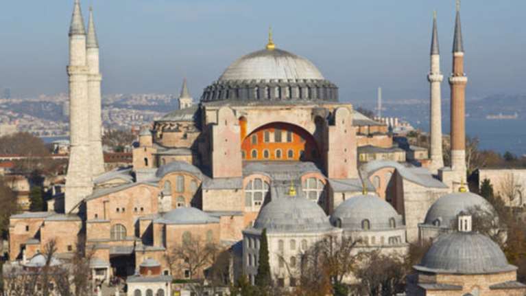 Προκλητικό μήνυμα από συνεργάτη Ερντογάν: Θα ανοίξει η Αγιά Σοφιά σαν τέμενος στις 29 Μαΐου;