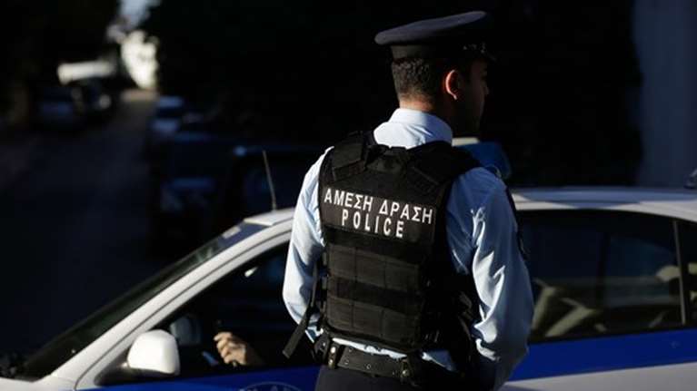 Έγκλημα στην Αγία Βαρβάρα: Ύποπτοι για τη δολοφονία της 50χρονης, η 15χρονη κόρη της και ο 17χρονος φίλος της