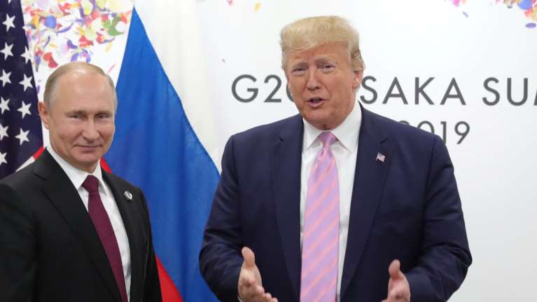 Επικοινωνία Τραμπ - Πούτιν: "Θετική" και "παραγωγική" λέει το Κρεμλίνο -  "Δεν θα οδηγήσει άμεσα σε ειρήνη"