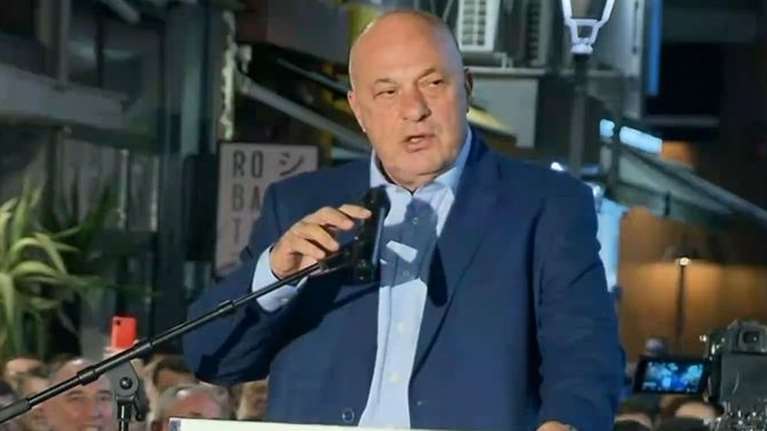 Ομοφοβικό παραλήρημα Μπέου για Κασσελάκη: &quot;Τι θέλει να μας πει; Ότι θα υιοθετούμε παιδιά για να παράγουμε πού...ες;&quot;