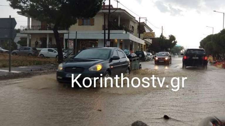 Κακοκαιρία: Ισχυρή καταιγίδα σε Κόρινθο και Ιωάννινα , &quot;χείμαρροι&quot; οι δρόμοι - Μπλακάουτ στην Ύδρα [βίντεο]