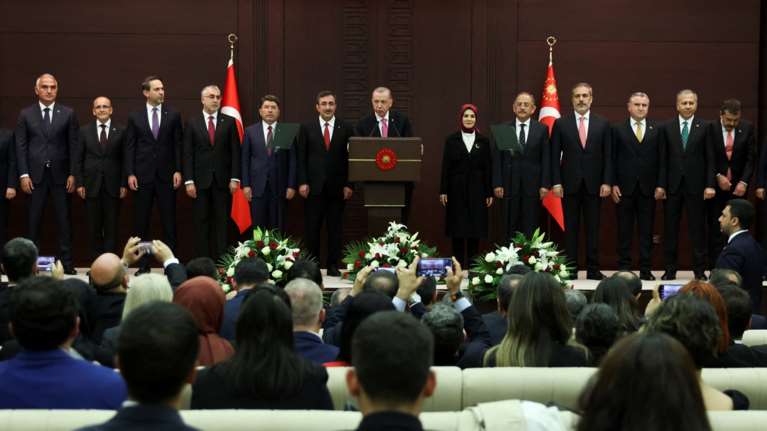 Αυτά είναι τα 5 πρόσωπα-κλειδιά στη νέα κυβέρνηση Ερντογάν - Ποιοι αναλαμβάνουν τα κομβικά υπουργεία