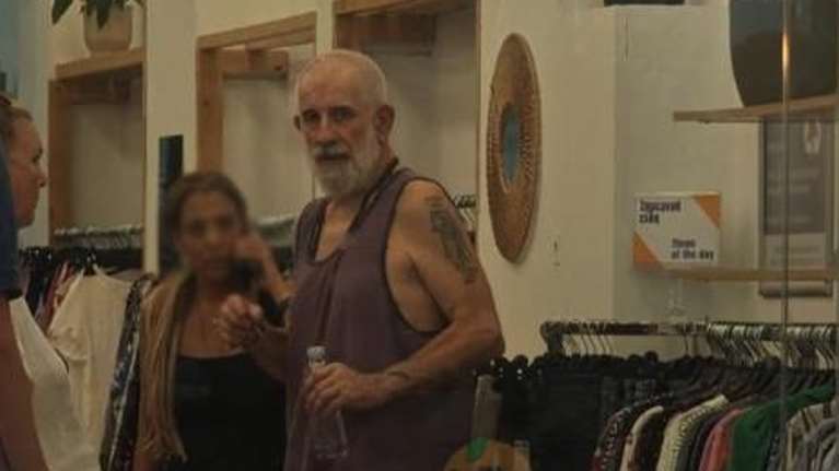 Πέτρος Φιλιππίδης: Γιατί μιλούν για εμπρησμό στο σπίτι του στην Πατησίων - Πώς τον έσωσε η γειτόνισσά του από τη φωτιά