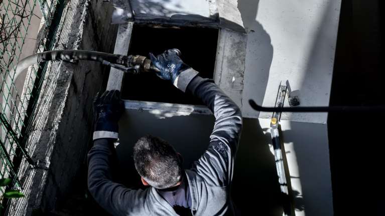 Ο λογαριασμός της κρίσης: Συν 30€ τον μήνα η μετακίνηση με ΙΧ  - Αύξηση 200 έως 518€ στη θέρμανση