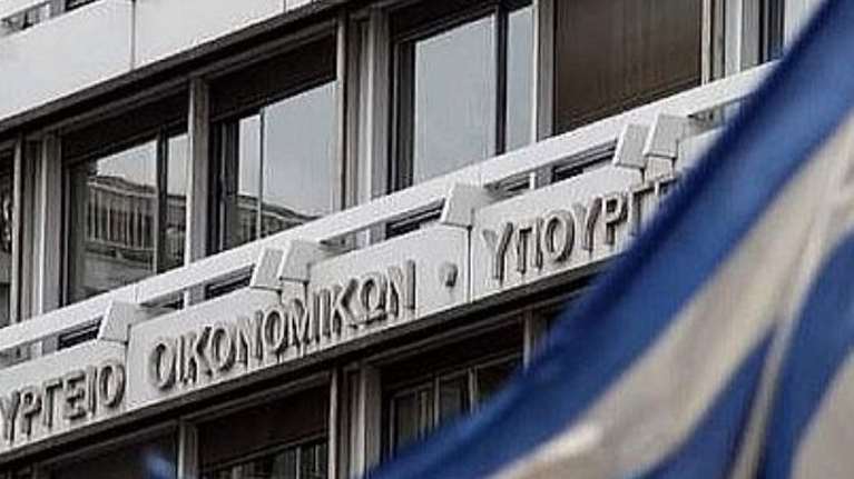 ΥΠΟΙΚ: Αναστέλονται φορολογικές και ασφαλιστικές υποχρεώσεις των επαγγελματιών- Για να τονωθεί η αγορά λόγω κορονοϊού