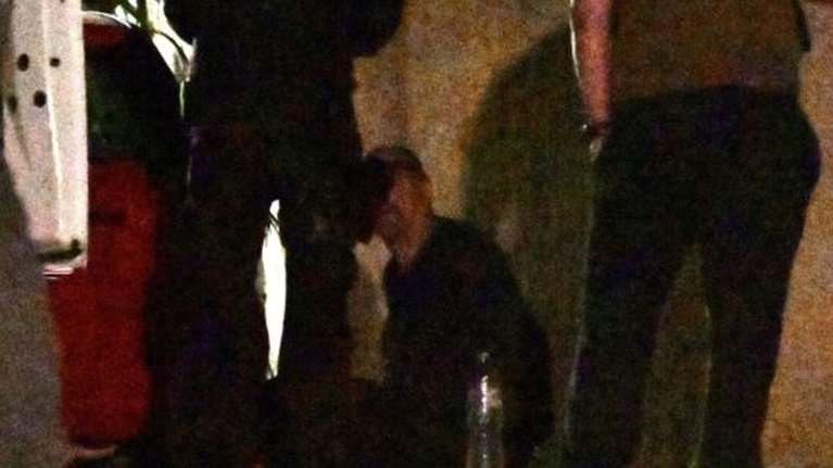 Θρίλερ στα Άνω Λιόσια: 59χρονος έκαψε τη σορό του πατέρα του στην αυλή του σπιτιού - Εξετάζεται αν τον σκότωσε