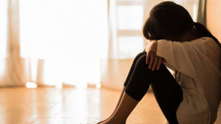 Αποπλάνηση 14χρονης από 40χρονο: Άλλα δύο άτομα έδειξαν οι κάμερες στο δωμάτιο του ξενοδοχείου - Ερευνάται η εμπλοκή τους [Βίντεο]