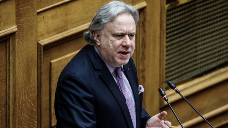 &quot;Βράζουν&quot; οι ελεύθεροι επαγγελματίες για τον Κατρούγκαλο και την αύξηση των ασφαλιστικών κρατήσεων στο 20%