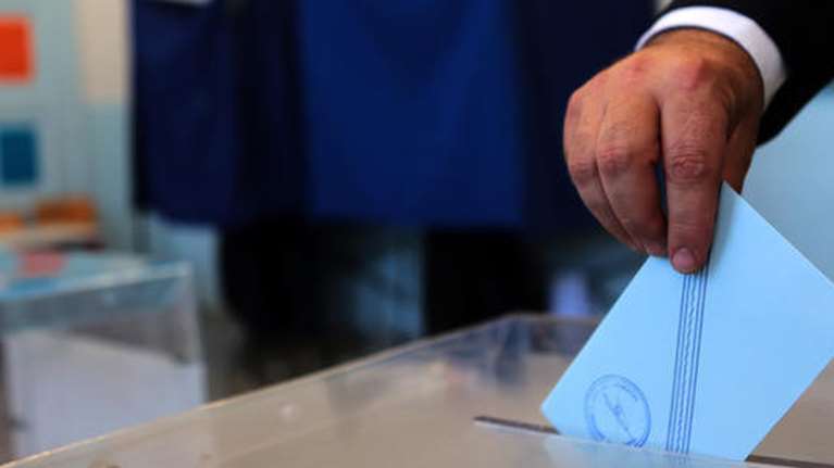 Δημοσκοπήσεις Marc και Alco: Μεγάλο προβάδισμα ΝΔ με 19,7 και 15,3 μονάδες - Χαώδης η διαφορά Μητσοτάκη με Τσίπρα