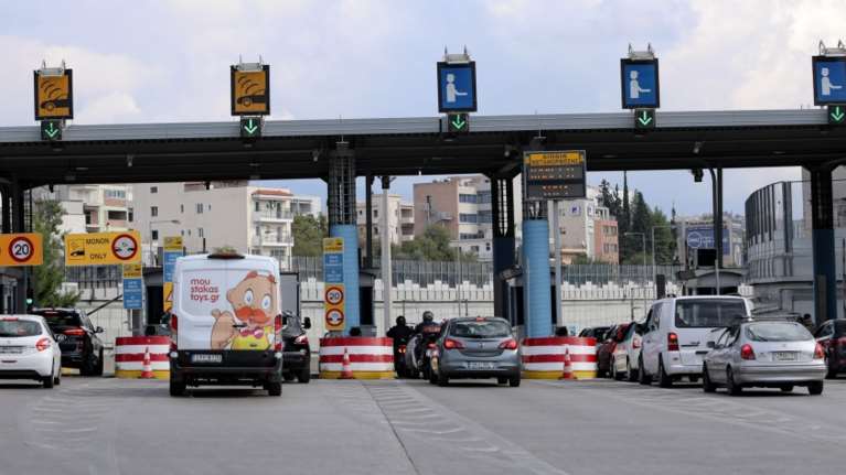 Αττική οδός: Μειώνεται στα 2,5 ευρώ από 2,8 η διεύλευση για τα διόδια - Ποιοι διεκδικούν τη νέα σύμβαση παραχώρησης