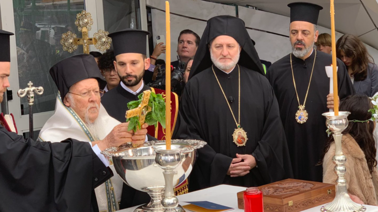 Νέα Υόρκη: Στα θυρανοίξια του Αγίου Νικολάου ο Βαρθολομαίος - &quot;Το καλό θα θριαμβεύσει επί του κακού&quot; [Εικόνες-Βίντεο]