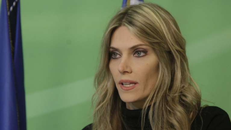 AFP: Συνελήφθη η Εύα Καϊλή στις Βρυξέλλες για υπόθεση διαφθοράς με το Κατάρ - Διεγράφη από ΠΑΣΟΚ και Ευρωσοσιαλιστές