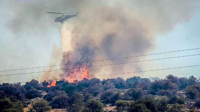 Φωτιά στον Έβρο: Μαίνεται η καταστροφική πυρκαγιά - Αλλεπάλληλα μηνύματα "112" για εκκένωση οικισμών