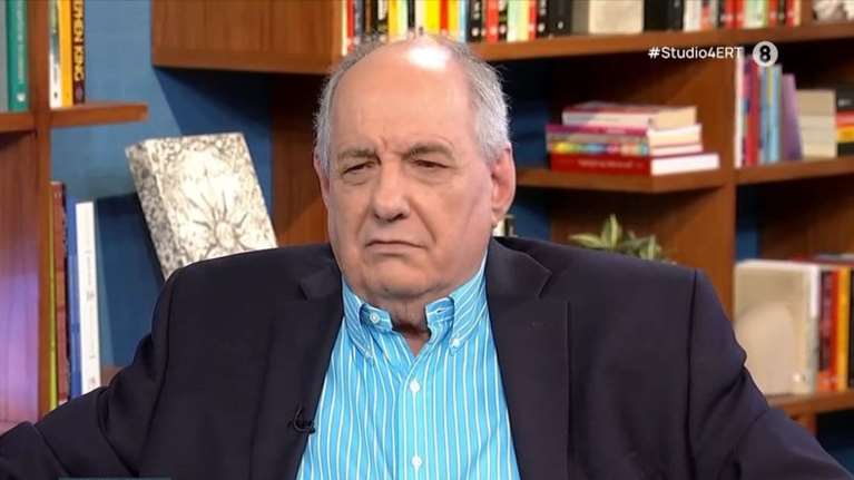 Η εξομολόγηση του Τέρενς Κουίκ: &quot;Δεν είχα την ανάγκη να θυμάμαι τον πατέρα μου αφού δεν με ήθελε&quot; [Βίντεο]