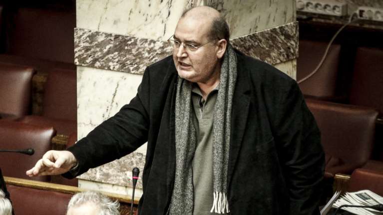 Βουλή- Νίκος Φίλης: Η κυβέρνηση ευθύνεται για την τραγωδία στα Τέμπη- Ντροπή, ντροπή του φώναζαν από τα έδρανα