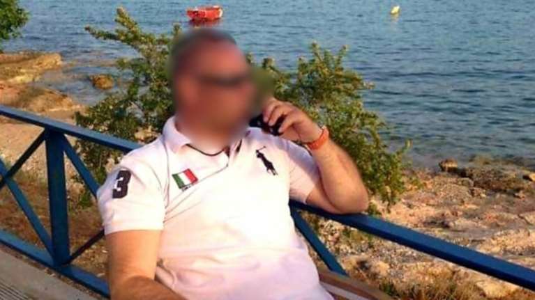 Εξελίξεις με τον αστυνομικό της Βουλής: Βρέθηκε η κάμερα και το λάπτοπ που είχε ζητήσει από τον γιο του να το κρύψει