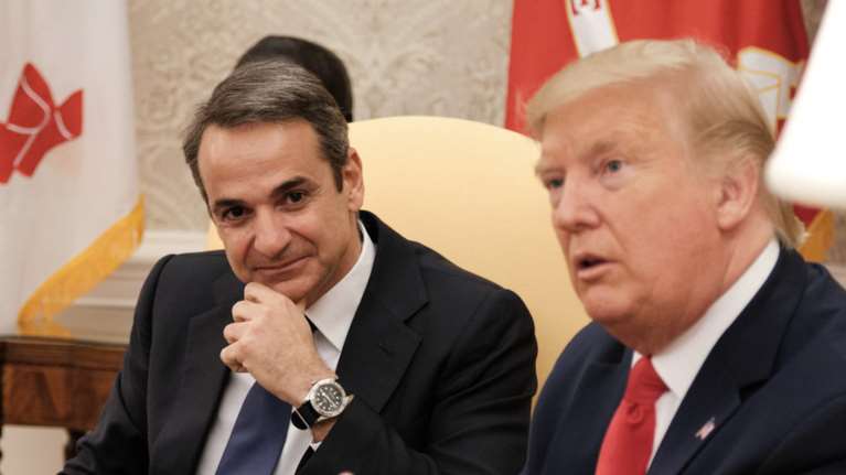 Στην απόρριψη της πρόσκλησης Τραμπ για το Συμβούλιο Ειρήνης για τη Γάζα προσανατολίζεται η Ελλάδα