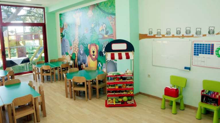 Από τον Σεπτέμβριο δεκτά στα νηπιαγωγεία όλα τα παιδιά τεσσάρων ετών- Θα ξεκινούν αμέσως αγγλικά