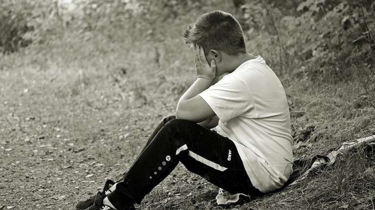 Πετράλωνα: Αυτοί κατηγορούνται για τους βιασμούς των δύο παιδιών - Συγγενείς, φίλοι και υπάλληλοι του πατέρα [Βίντεο]