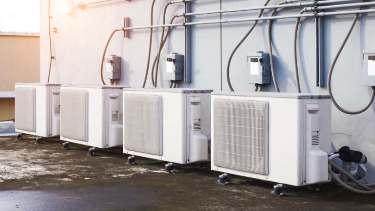 Aντικατάσταση ηλεκτρικών συσκευών: Ανοίγει σήμερα η πλατφόρμα - Επιδότηση από 135 έως 710 ευρώ