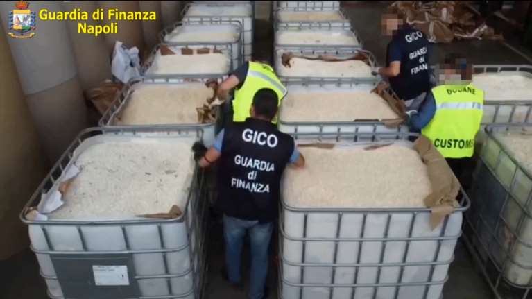 Οι τζιχαντιστές του ISIS θα έριχναν 14 τόνους ναρκωτικά χάπια στην Ευρώπη- Κατασχέθηκαν στην Ιταλία [εικόνες]