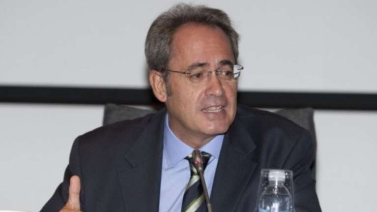 &quot;Ρεζίλι&quot; έγινε ο καθηγητής Μυλόπουλος- Του κάνει μήνυση ο ΕΟΔΥ για fake news, κατέβασε άρον- άρον την ανάρτησή του