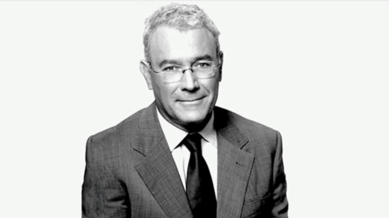 Συγχαρητήρια μπροστά στα αποκαΐδια