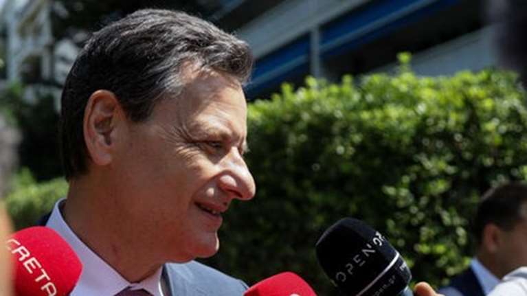 Διευκρινίσεις Σκυλακάκη: Δεν καταργείται το πράσινο τιμολόγιο - Πώς αλλάζει το &quot;νυχτερινό&quot; που γίνεται διζωνικό