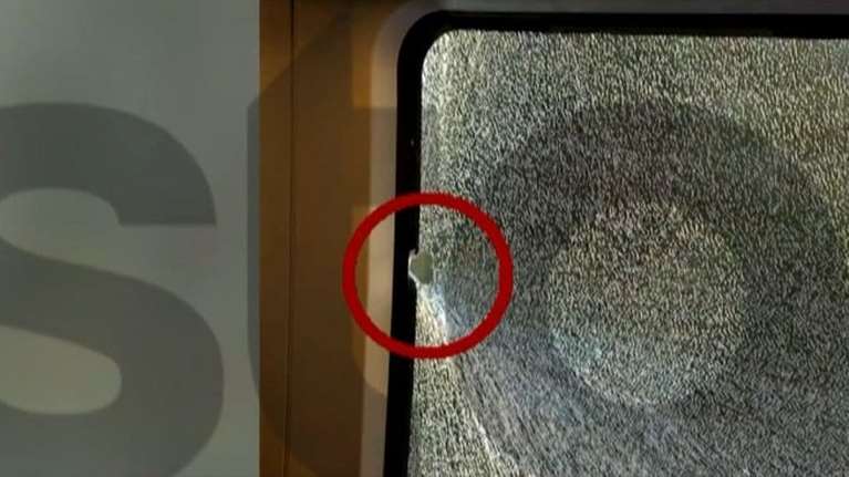 Τρόμος για επιβάτες του Προαστιακού ύστερα από μπαράζ λιθοβολισμών