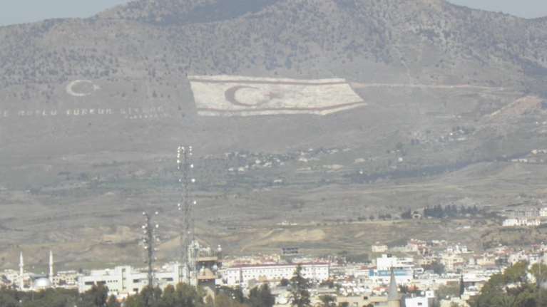 Σε εξέλιξη οι εκλογές στα Κατεχόμενα – Πότε αναμένονται τα αποτελέσματα