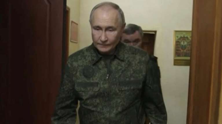 Οχι στην εκεχειρία λέει η Μόσχα και απορρίπτει την πρόταση Τραμπ: Το μόνο που θα προσφέρει είναι χρόνο στην Ουκρανία