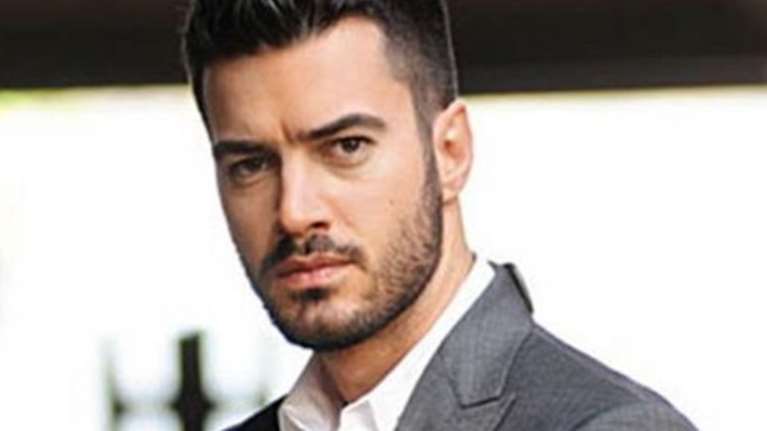 Γιάννης Τσιμιτσέλης: &quot;Βρε εδώ έχουμε παιδί, συνεργαζόμαστε για το παιδί, θα ήταν δύσκολο να συνεργαστούμε σε ένα σήριαλ;&quot;