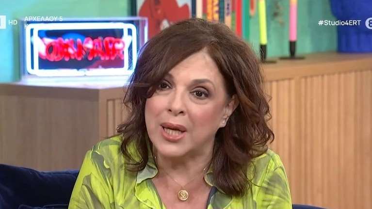 Ελένη Ράντου: Συγκλονίζει για την άνοια της μητέρας της - &quot;7 χρόνια μετά ακόμα πηγαίνω και βλέποντας την κατάσταση λυγίζω&quot;