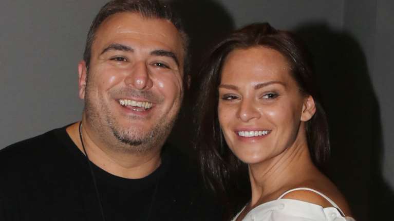 Αντώνης Ρέμος: Μας δείχνει για πρώτη φορά το πρόσωπο της κόρης του και η ομοιότητα εντυπωσιάζει