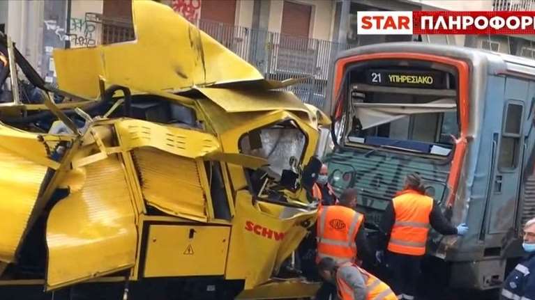 Παραλίγο τραγωδία στον σιδηρόδρομο: Εκτροχιάστηκε πλατφόρμα με 4 εργαζόμενους - Ξύπνησαν μνήμες από το 2021