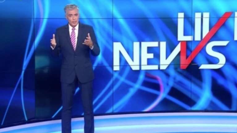 Επικό σαρδάμ στον αέρα του Live News:  Καλεσμένος του Ευαγγελάτου τον αποκαλεί... &quot;Εισαγγελάτο&quot;