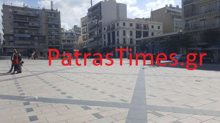 Έρημη πόλη η Πάτρα: Άδειοι δρόμοι και εγκαταλελειμμένες πλατείες στην πρωτεύουσα του Καρναβαλιού